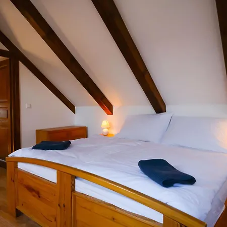 Novakova Vyhlidka Holiday home Zdirec (Plzen-South)